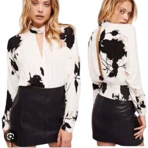 Free People Say You Love Me Floral Print Keyhole Top Size S